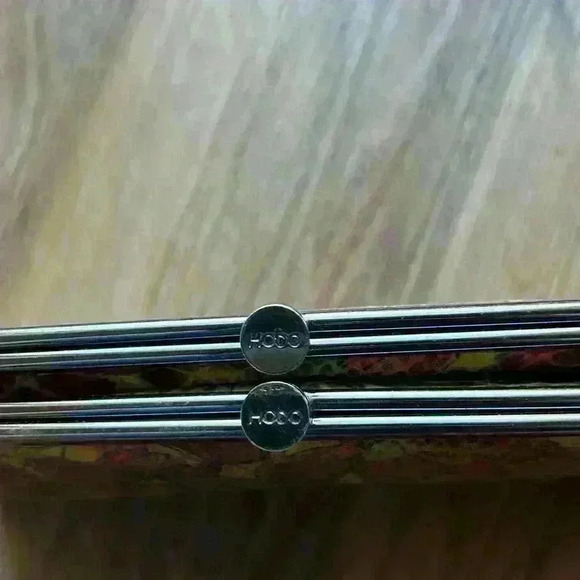 HOBO Snakeskin Floral Yellow Gold Trifold Clutch Wallet - Picture 4 of 6